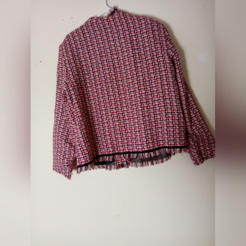 Bea Classics Chic Blazer Size Medium - image 5